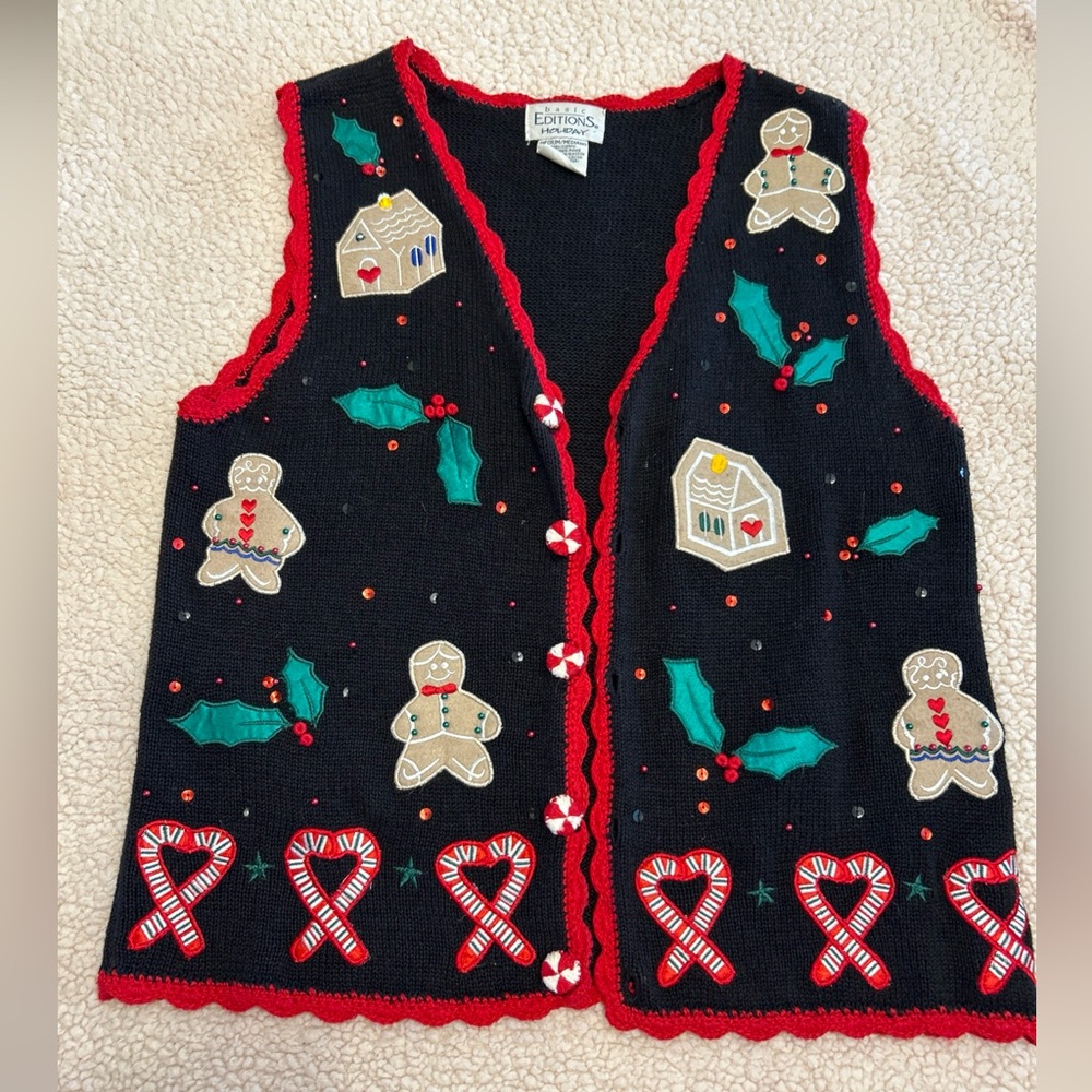 Basic Editions Holiday Women’s M Sweater Vest Embroidery Gingerbread Cottagecore